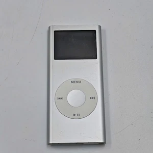 Apple Ipod A1199 2GB Silber - Aktiv, Zeichen Der Verwendung, Keine Verpackung - Bild 1 von 7