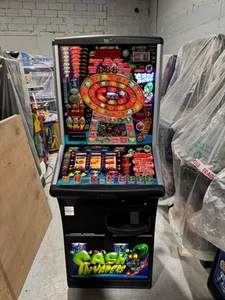 CASH INVADERS- £100 JACKPOT PUB FRUIT MACHINE- SPACE MARSION THEMED- LATE MODEL! - Picture 1 of 4