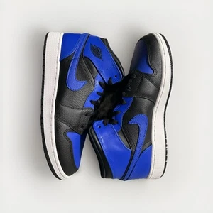 🇺🇸 Nike Air Jordan 1 Mid (GS) Shoe Big kid SZ 5.5Y Hyper Royal Blue 554725-077 - Picture 1 of 3