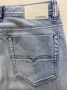 Diesel Viker Jeans 34 32 New with Tags - Picture 1 of 6