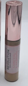 Makeup Revolution fondotinta nascondente e idratante C9,5 toni pelle medi - Foto 1 di 3