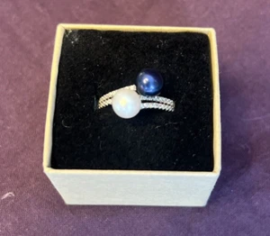 C&C Perlenring mit Swarovski Akzenten, Sterlingsilberband - Größe 9 - Bild 1 von 5