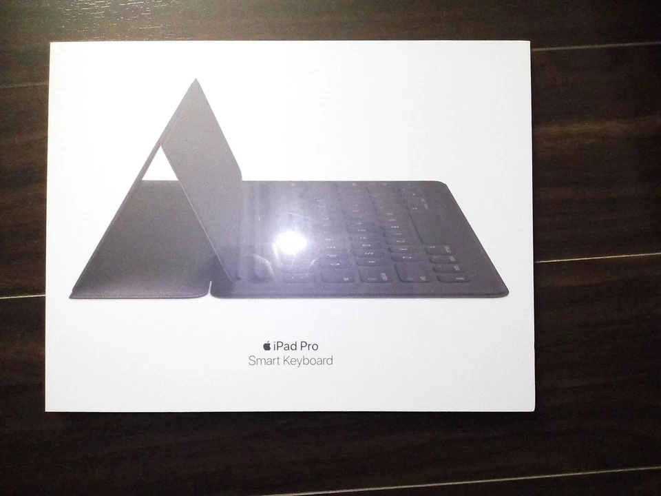 Apple Smart Keyboard for iPad Pro 12.9" 1st 2nd A1636 Open (with Chinese Entry) - Image 1 of 1