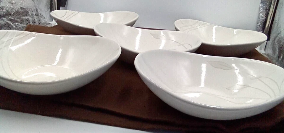 Pfaltzgraff Linea Pasta Bowls Dish 4367963 Stoneware Discontinued White Set of 5 - Image 1 of 4