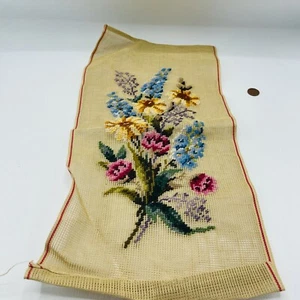 Ramo de flores vintage con núcleo de cabaña pieza floral de punta de aguja sin terminar  - Imagen 1 de 10