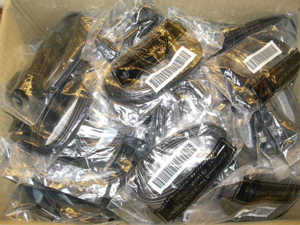 50x SATA3 Kabel Asrock 45cm - 6GB/s - Clip 2x Winkel - 14G000101076AK - schwarz