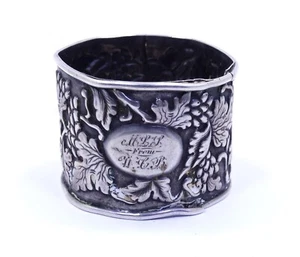 Antique Victorian WINE GRAPES LEAVES Repousse Sterling Silver Napkin Holder Ring - Picture 1 of 10