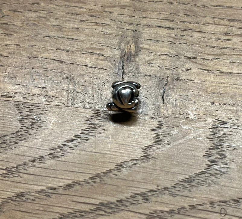 Trollbeads kleine Herzen Buchstabe C Silber - Bild 1 von 2