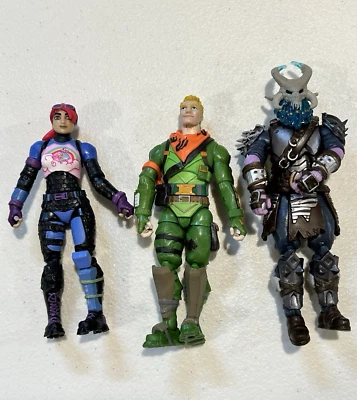 Epic Games Fortnite Unicorn Rainbow Girl McFarlane Raganoek 3 Toy figures - Image 1 of 4