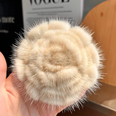 Women's Elegant Real Mink Fur Brooch High-end Sweater Scarf Flower Brooch Pin - Image 1 of 4