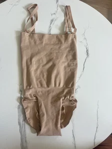 SKIMS Women’s Sculpting Bodysuit | NEW Shapewear with Adjustable Straps - Picture 1 of 3