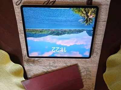 Apple iPad Pro 5th Gen - 128GB, Wi-Fi + 5G, 12.9in - GRAY SILVER - Very Good - Image 1 of 3