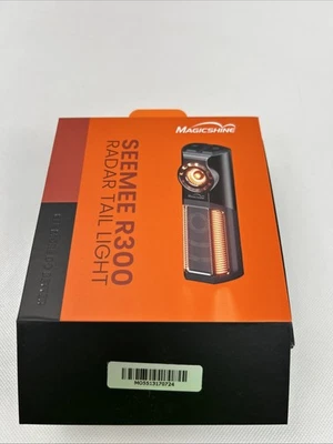 Luz trasera LED roja Seemee R300 USB-C Magicshine - caja dañada Foto 1 de 4