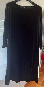 TIANA B (made in USA) Black Velvet Shift Dress 3/4 slve Size 14/16 EXC - Picture 1 of 5