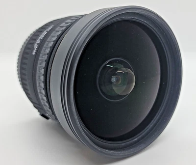Open Box Sigma 8mm f/3.5 EX DG Circular Fisheye Lens for Canon - Near Mint - Image 1 of 4
