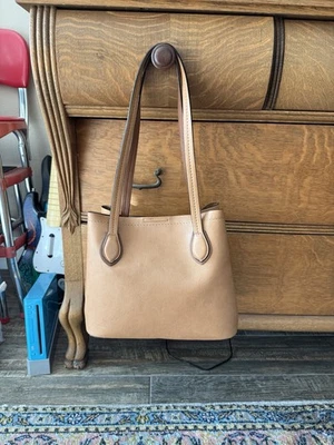 NUEVO Bolso de Mano Pequeño Kate Landry Cuero Camel Foto 1 de 4