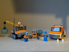 LEGO CITY LOT: Tow Truck, Crawler, Snowmobile (7638 60033 60032) w/Instructions