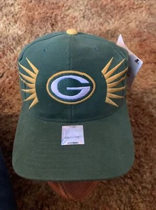 Vintage Green Nay Packers NFL Rare 90's Shock Wave CAP NEW Starter Electric Bolt - Picture 1 of 5