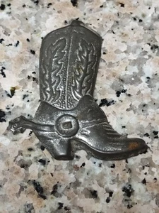 Spilla stivali western pinback metallo - Foto 1 di 3