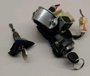 2011-2016 HYUNDAI ELANTRA IGNITION SWITCH ASSEMBLY WITH KEY & Door Lock W/Key - Picture 1 of 6