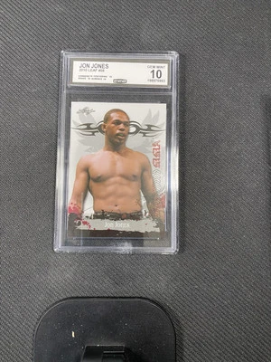 Jon Jones 2010 Leaf MMA NO9 ДЕБЮТАНТ CCG 10 КАК НОВЫЙ - Изображение 1 из 2