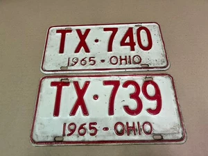 Par de placas de Ohio 1965 condado de Medina número consecutivo Chevelle Corvette - Imagen 1 de 5