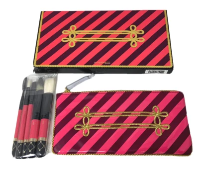 MAC Nutcracker Sweet Contour  5 Pc Brush Kit + Pouch - Image 1 of 3