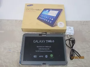 Samsung Galaxy Tab 3 GT-P5210 16GB, Wi-Fi, 10.1in - silver (GT-P5210) - Picture 1 of 7