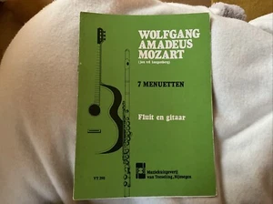 Wolfgang A. Mozart 7 Menuette Flöte und Gitarre - Bild 1 von 2