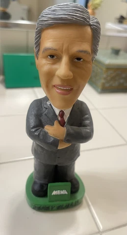 Vintage 2002 Jerry Sloan MBNA Utah Jazz Limited Edition SGA BobbleHead Cover