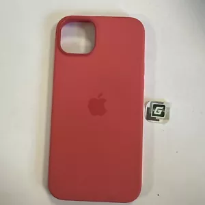 Apple Silicone Case w/ MagSafe for Apple iPhone 15 Plus Genuine OEM Pink - Picture 1 of 7