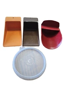 Tupperware Set di 3 Lotto di 4 SCOOP - Arancione/Marrone/Rosso con Coperchio da 3 3/4 in - Foto 1 di 3
