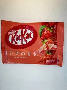 1 Bag Nestle Japanese Kit Kat Strawberry Flavor Limited Edition From Japan - Picture 1 of 1