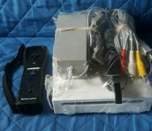 Nintendo Wii Konsole Videospiel Bundle System RVL-001 Neu Motion Plus - Bild 1 von 8