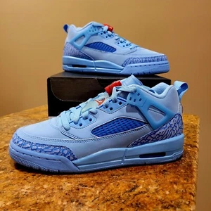 Nike Jordan Spizike Low (GS) Fußball Blue Fountain Blue (FQ3950 400) Größe 5,5Y - Bild 1 von 5