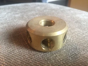 Round Manifold 6 Way - BRASS - Picture 1 of 3