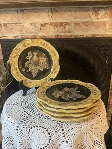 Set Of 5 Raymond Waites Black Fruits And Berries Salad / Luncheon Plates Umbria - Picture 1 of 12