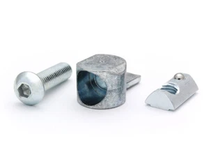 Connettore universale 40 tipo I scanalatura 8 incl. kit di fissaggio - Foto 1 di 2