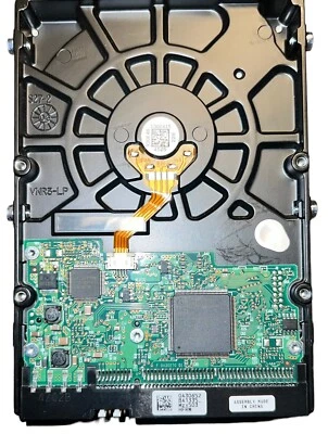 HDS728080PLAT20 0A30210 Hard Drive 82Gb 3.5 IDE - Image 1 of 4