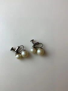 Vintage Double White Pearl Silver Screwback Clip On Earrings - Picture 1 of 6