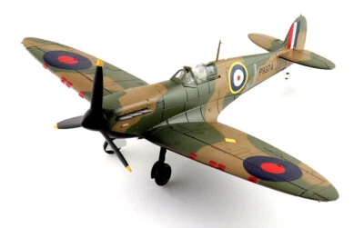 Hobby Master 1:48 RAF Supermarine Spitfire Mk. I Fighter - No.92 Squadron HA7817 - Image 1 of 4