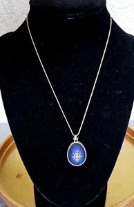 Avon Goldtone Egg Pendant Long Necklace Vintage Estate - Picture 1 of 6