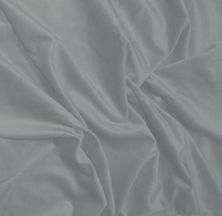 Grauer  Samt Kleiderstoff  Stoffstück ca. 261 cm  x 134 cm groß - Bild 1 von 1