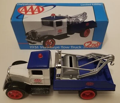 ERTL COLLECTIBLES 1931 HAWKEYE TOW TRUCK DIECAST METAL VEHICLE ~ 1/34 SCALE - Image 1 of 4