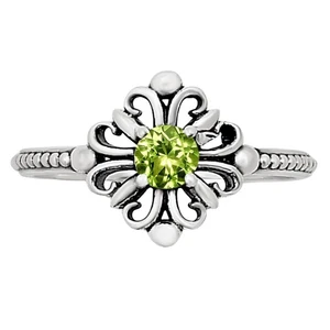 Natural Peridot 925 Sterling Silver Ring s.5 Jewelry R-1721 - Picture 1 of 5
