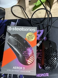 Aerox 3 - Souris gaming RGB trouée - Design étanche ultra-léger - Zdjęcie 1 z 6