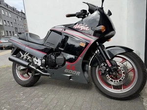 Kawasaki ZX 600 C - Bild 1 von 9