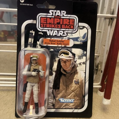 Star Wars Vintage Collection Action Figure VC68 - Rebel Soldier (Echo Base) - Image 1 of 4