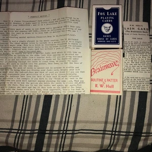 2 VINTAGE R.W.HULL CARDS MAGIC TRICK COLLECTORS SALE - Picture 1 of 5