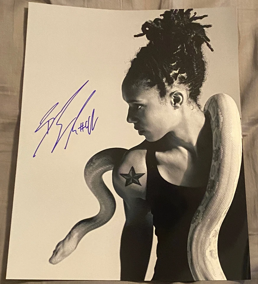 Brittney Griner signed auto 11x14 Photo Phoenix Mercury ESPN Body - Image 1 of 1
